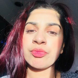 Meet your Posher, Amrit